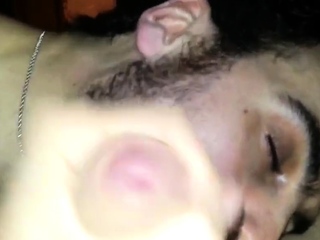 Chupando as bolas e o pau do hetero amigo – amador, blowjob,